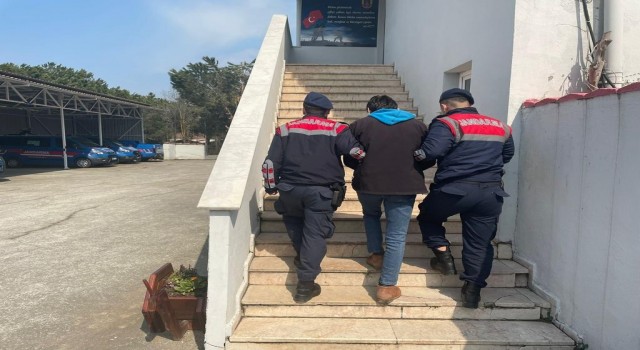 Bursada aranan şahıs Akçakocada yakalandı