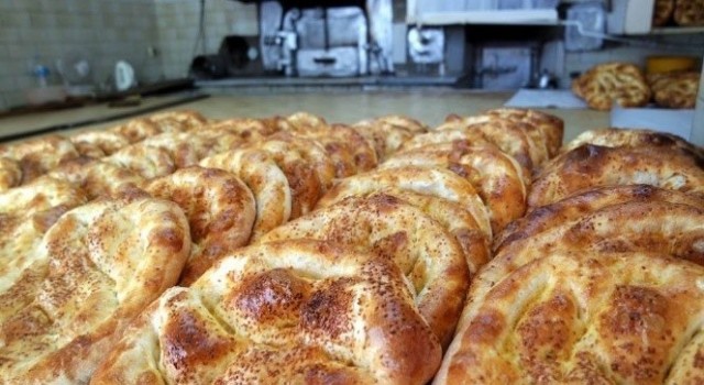 Bursada Ramazan pidesinin fiyatı belli oldu