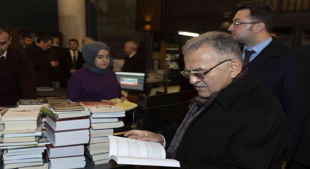 Büyükkılıçtan Kayserinin kültür ve edebiyatına katkı