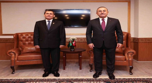 Çavuşoğlu, İslam İşbirliği Teşkilatı toplantısına katılıyor