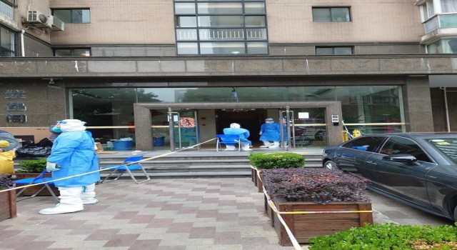 Çinin Şanghay kentinde son 24 saatte 4 bin 500 Covid-19 vakası