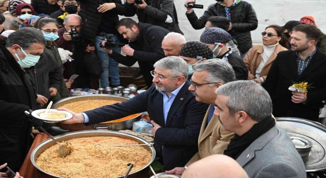 Çorumdaki Çiğdem Aşı ve Çocuk Oyunları Şenliğinde renkli görüntüler