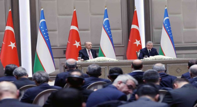 Cumhurbaşkanı Erdoğan: “Atacağımız ortak adımlarla Özbekistanla ticaret hacmimizi 10 milyar dolar seviyesine çıkaracağız”