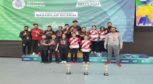 Denizlili Dartçılar Türkiye Şampiyonasında birinciliği bırakmadı