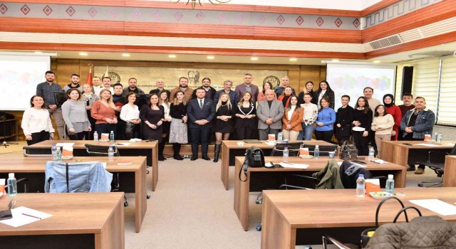 DTOda Protokol ve İş Kültürü eğitimi büyük ilgi gördü