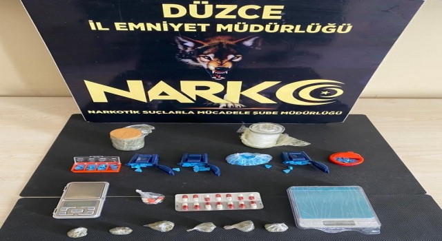 Düzcede uyuşturucu operasyonunda 2 gözaltı