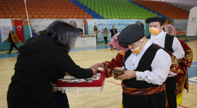 Elazığda özel çocuklar etkinlikte bir araya geldi