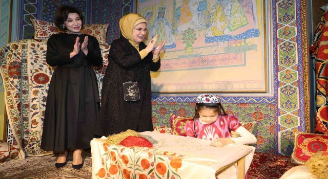 Emine Erdoğan, Özbekistan Cumhurbaşkanı Mirziyoyevin eşi Ziroat Mirziyoyeva ile görüştü