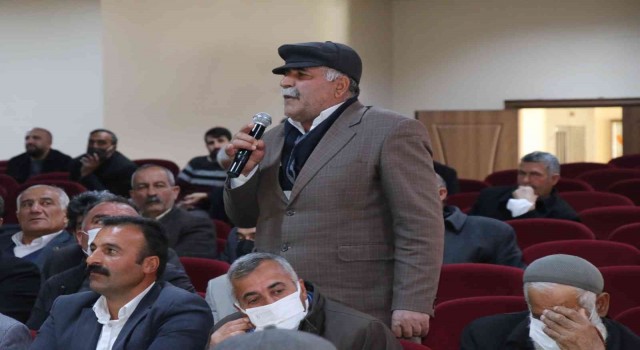 Ercişte çiftçilerle istişare toplantısı