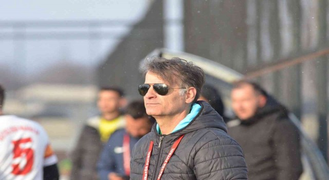 Erciyes Esen Makinasporda ayrılık