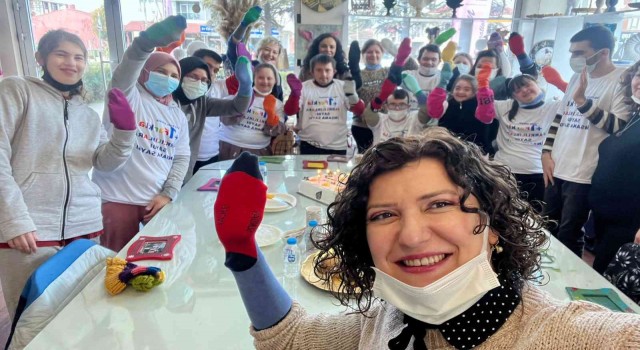 Eskişehirde özel öğrencilerin boyama etkinliği