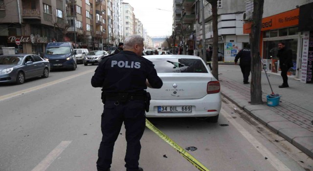Eskişehirde silahlı ve sopalı kavga: 2 yaralı