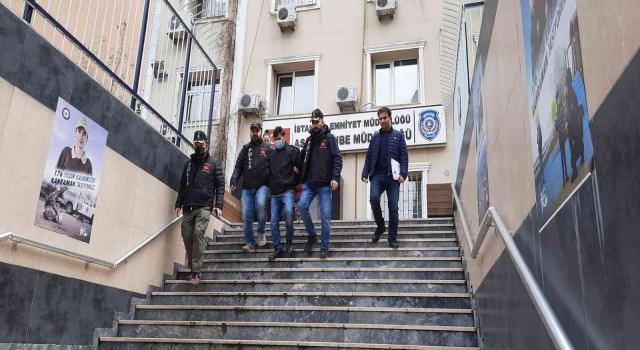 Eyüpsultanda eşini ve çocuğunu döven ağabeyini öldürdü
