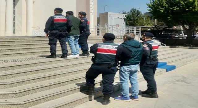 Fethiyede 2 eve girdiler, JASATtan kaçamadılar