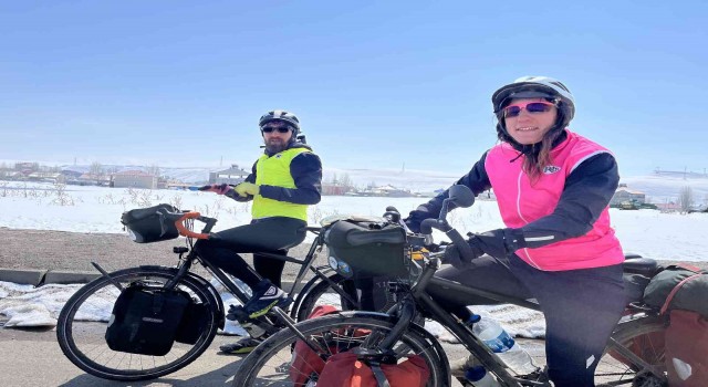 Fransız gezgin çift Türkiyeye hayran kaldı