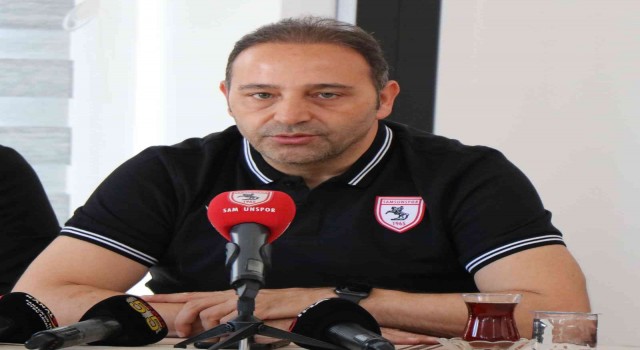 Fuat Çapa: “İlk 6 hedefi için, kalan 9 maç çok önemli”