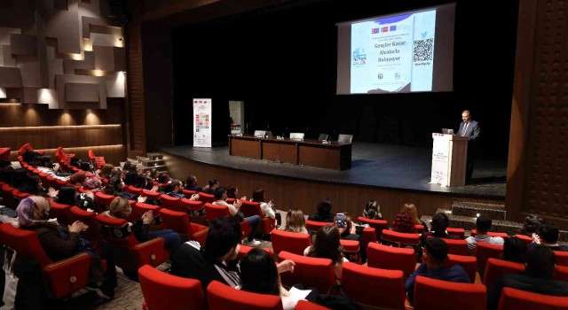 GAÜN öğrencilerinden Kentsel Sürdürülebilirlik paneli