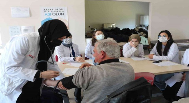 Genç hekimlerden köylüye sağlık taraması