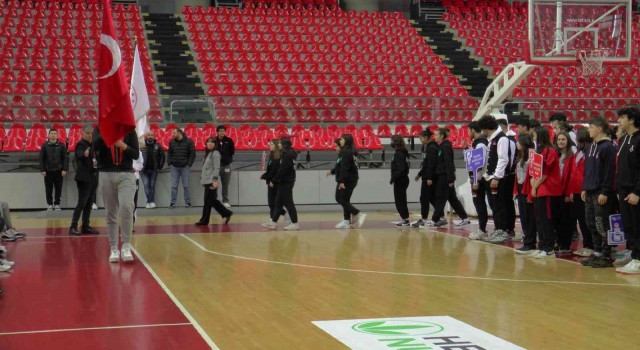 Gençler Basketbol Türkiye Birinciliği Turnuvası Kayseride başladı