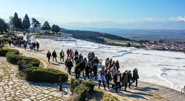 Gençler Denizlinin doğal ve kültürel değerleriyle buluşuyor