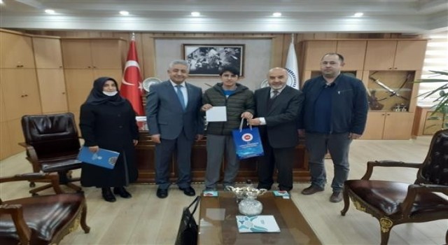 Gençlik bilgi yarışması Tekirdağ birincisi Çorludan