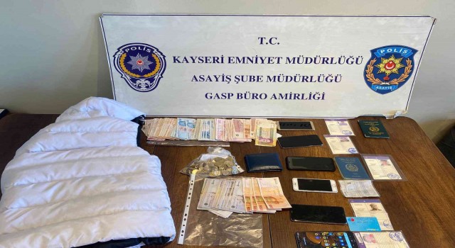 Girdikleri evde dehşeti yaşattılar