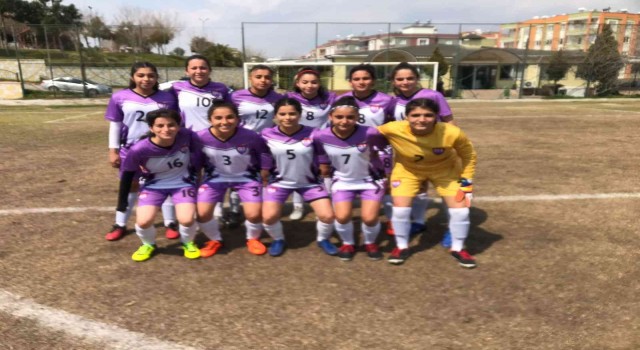 Görür: Adana bu kızlara sahip çıkmalı