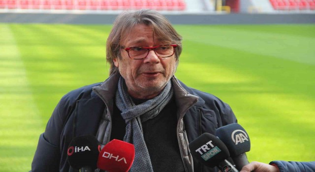Göztepe Başkanı Mehmet Sepil istifa etti