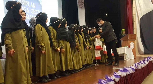 Hafızlığa geçiş programı gerçekleştirildi