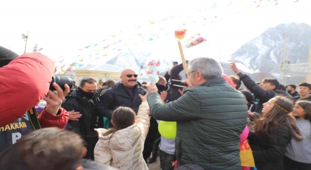 Hakkaride nevruz coşku ile kutlandı