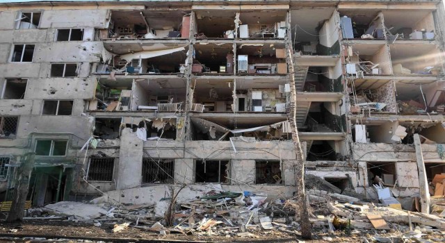 Harkov Belediyesi: 998i sivil yaşam alanı olan bina bombalandı”