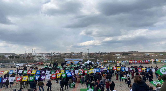 HDP, Diyarbakırın ilçelerinde katılım az olunca Nevruz kutlamalarını iptal etti
