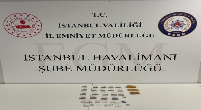 Hintli yolcunun cebinden 12 milyon TLlik pırlanta çıktı