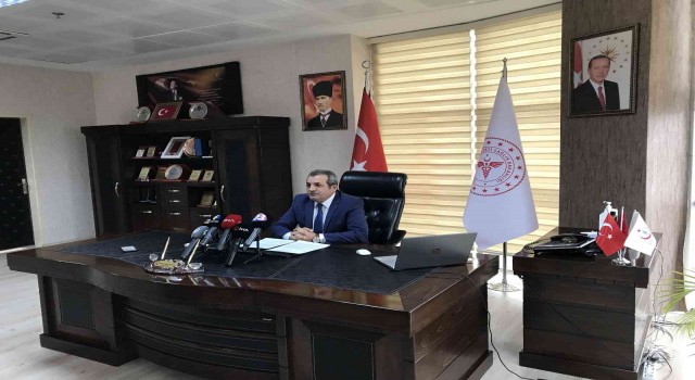 İl Sağlık Müdürü Prof. Dr. Cahit Polat, “Pandemi ülke genelinde bitmediği sürece aşı silahımızı elden bırakmamalıyız”