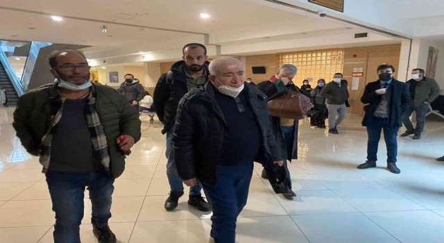 İlyas Salman ‘Türk milletini aşağılama suçundan hakim karşısına çıktı