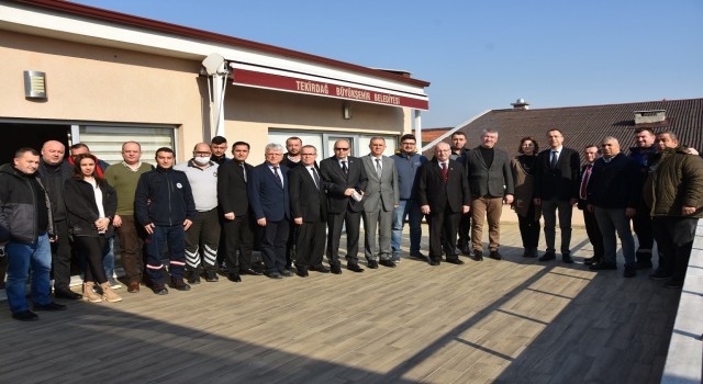 İşçilerin eylem kararı başkana geri adım attırdı