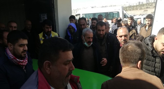İşin ilk gününde çatıdan düşen işçi öldü