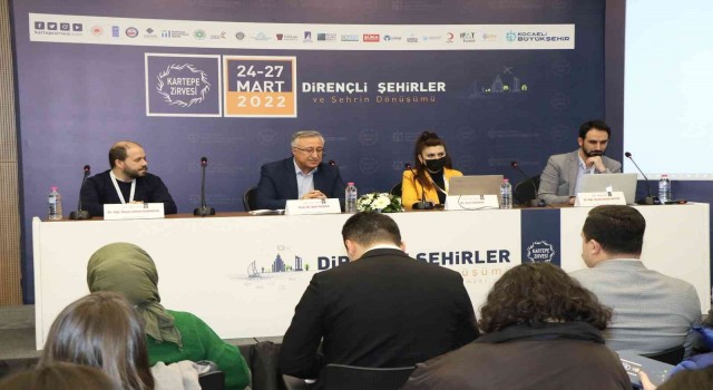 İstanbul pandemi sebebiyle ilk kez göç verdi