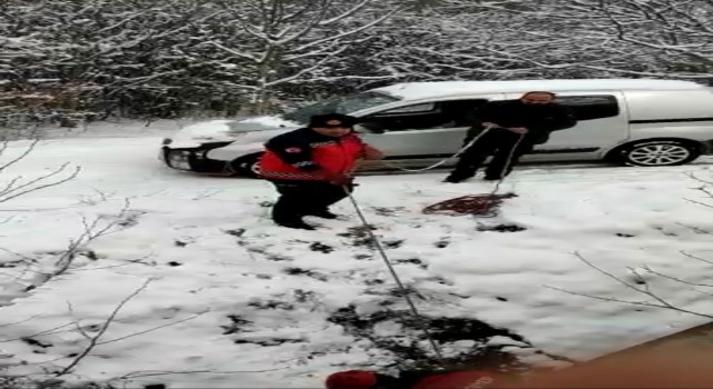 İtfaiye erleri derede mahsur kalan baykuş için seferber oldu