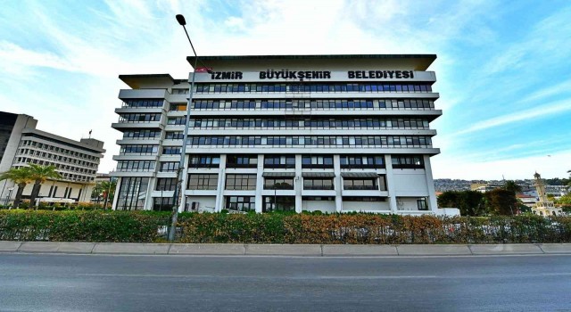 İzmir Büyükşehir Belediyesinin ana hizmet binası yıkılıyor: İhalesi nisan ayında