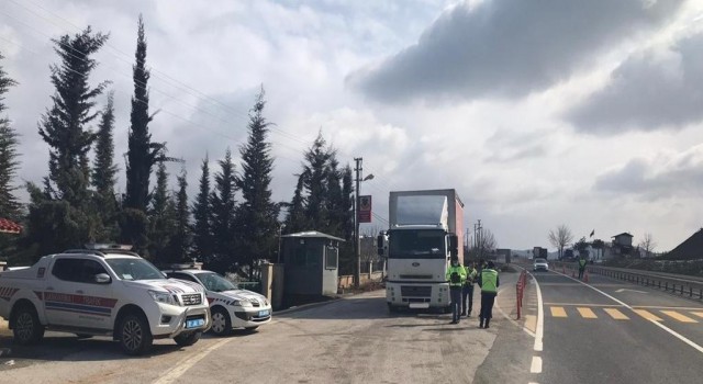Jandarma havadan karadan denetim yaptı