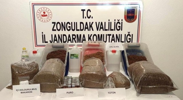 Jandarma tütün ve etil alkol ele geçirdi
