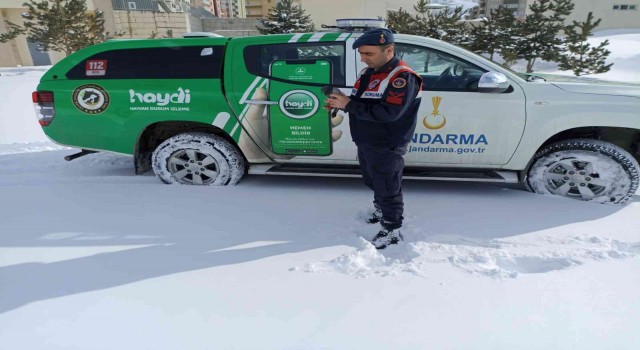Jandarma yaban hayatı unutmadı