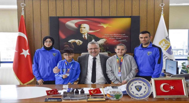 Karacabeyde 7den 70e herkesin spora ilgisi artıyor