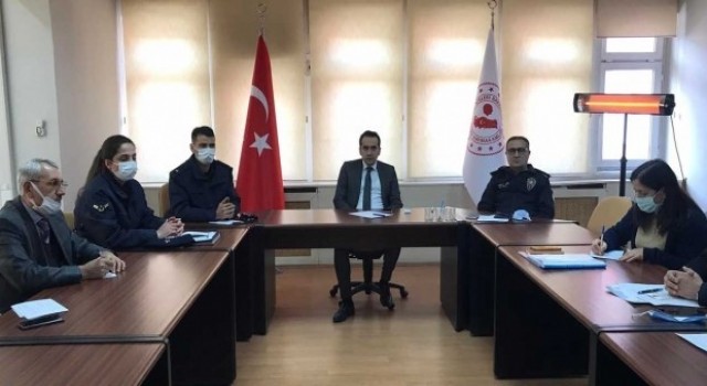 Kargıda kadına şiddet görüşüldü