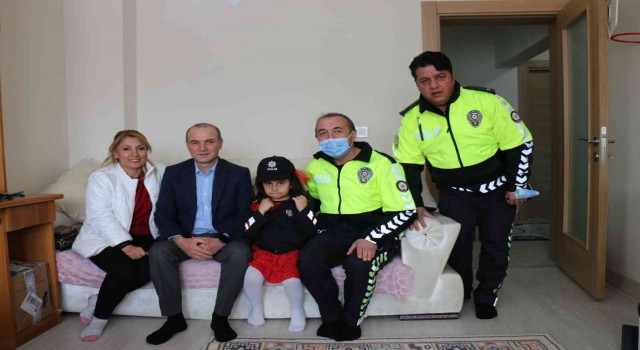 Kars Emniyet Müdürü Sağdıçtan Aysimaya anlamlı ziyaret