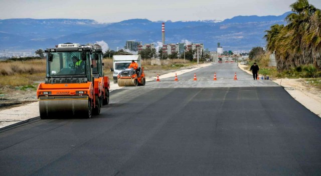 Kazanlı sahil yolunda çalışmalar aralıksız sürüyor