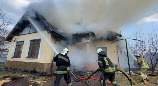 Kievde top mermisi eve isabet etti