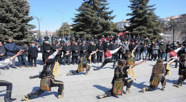 Kırşehirde davullu zurnalı Nevruz kutlaması yapıldı