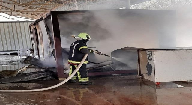 Konteynerde yaşayan hurdacı yangında hayatını kaybetti